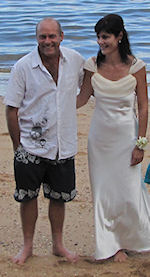 Michelle & Tony's relaxed beach wedding at
Scotts Point with Jennifer Cram as marriage
celebrant